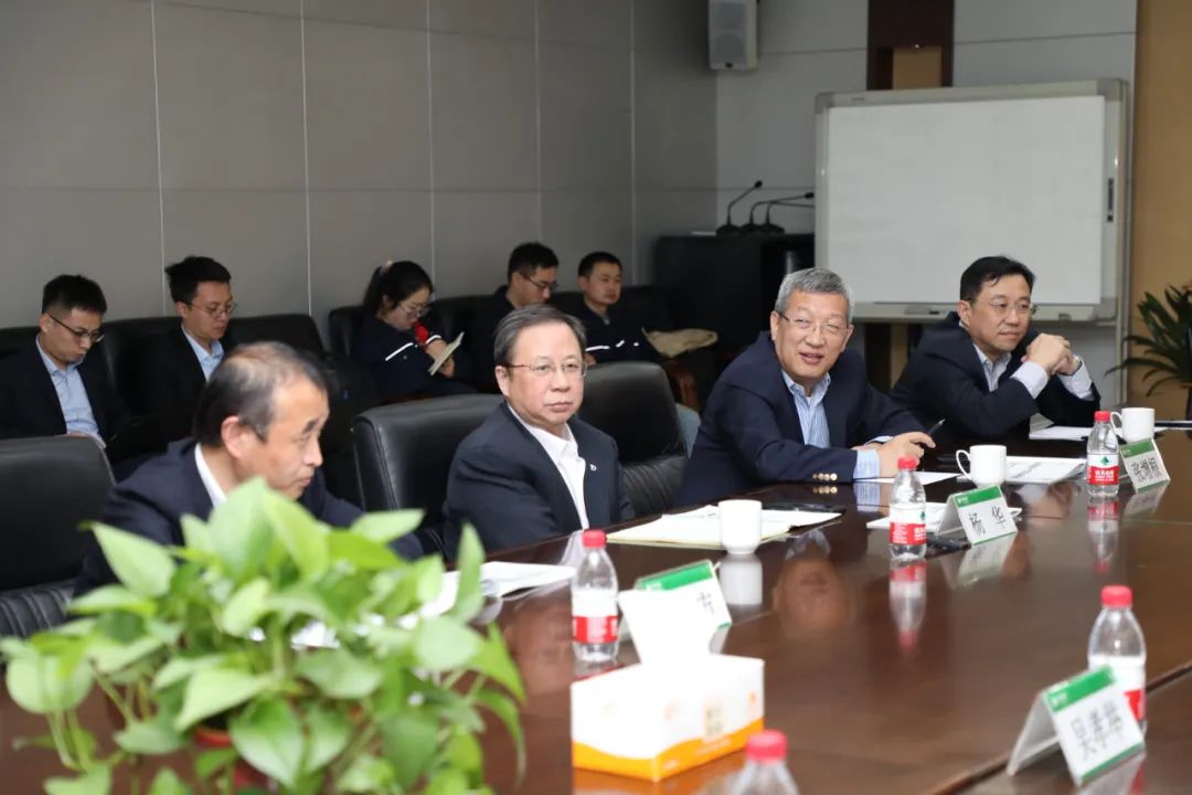 杨华：化工事业部要在两化重组过程中勇担重任